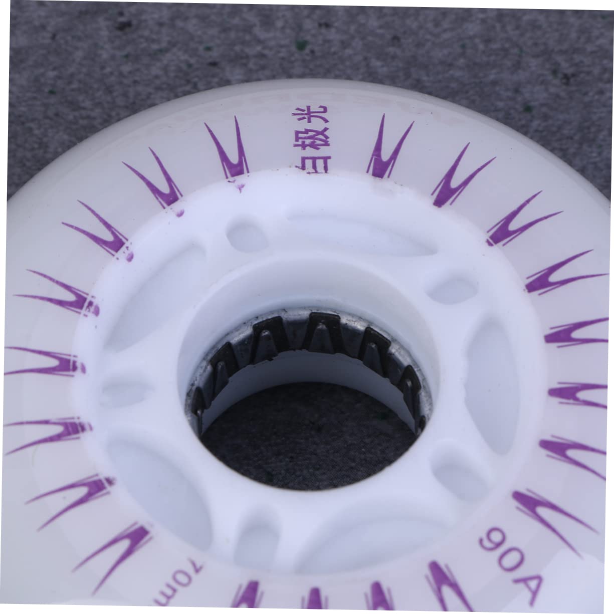 SUPVOX Outdoor Roller Skating Shoes Accessories 2 Pcs 76mm Light up Skate Wheels Sturdy and Grippy for Rough Surfaces