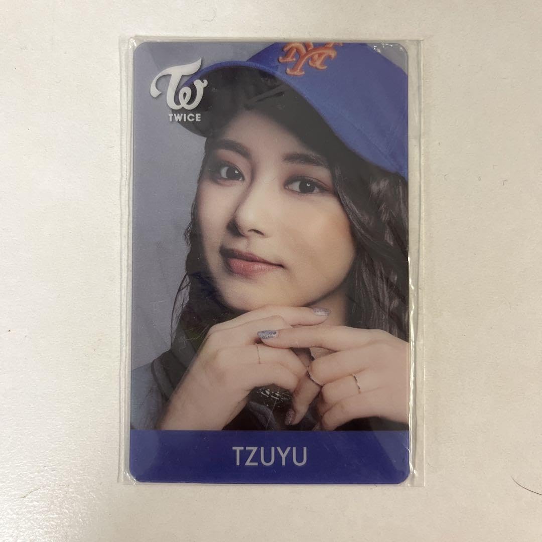 Twice Tsui Photo Card