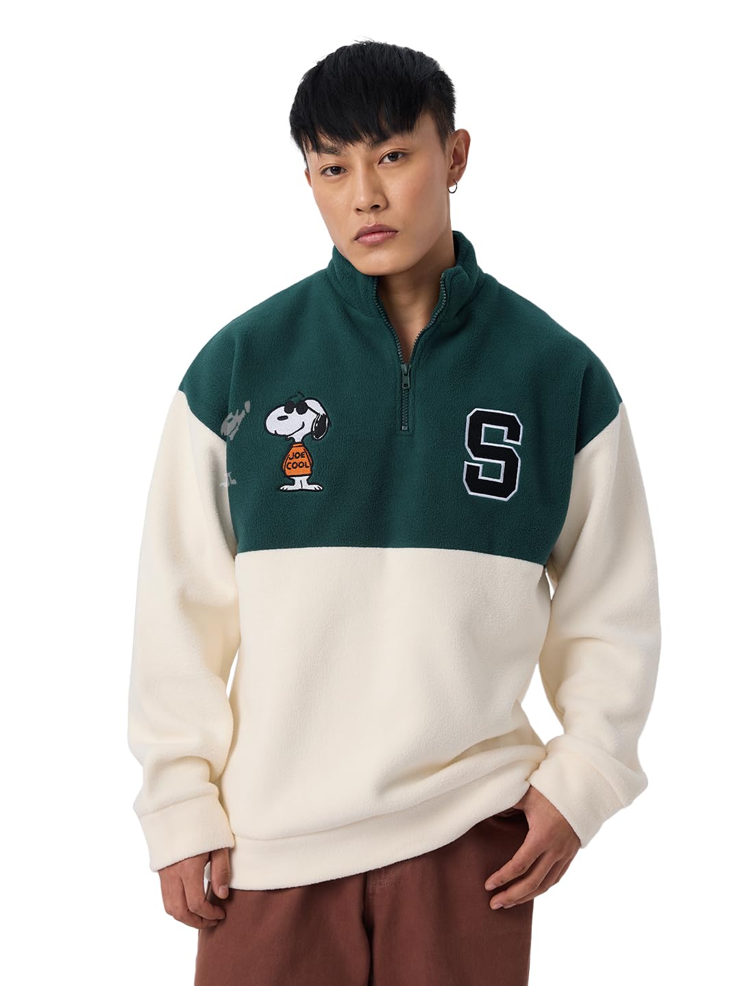 Peanuts: Snoopy Men and Boys Long Sleeves Stand Collar White and Green Cotton Blend Oversized Sweatshirts-image-2