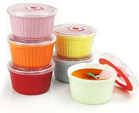 Ramequins com tampas de 227 g – Conjunto de 6, ramequins de creme de suflê de cerâmica com tampas, copos de creme coloridos para assar, seguro para forno de ramequins e lavável na lava-louças