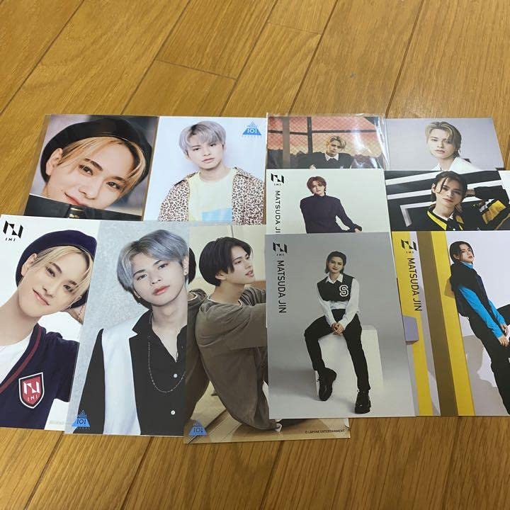 Amazon.co.jp: INI 松田迅 セット アクスタ うちわ : おもちゃ