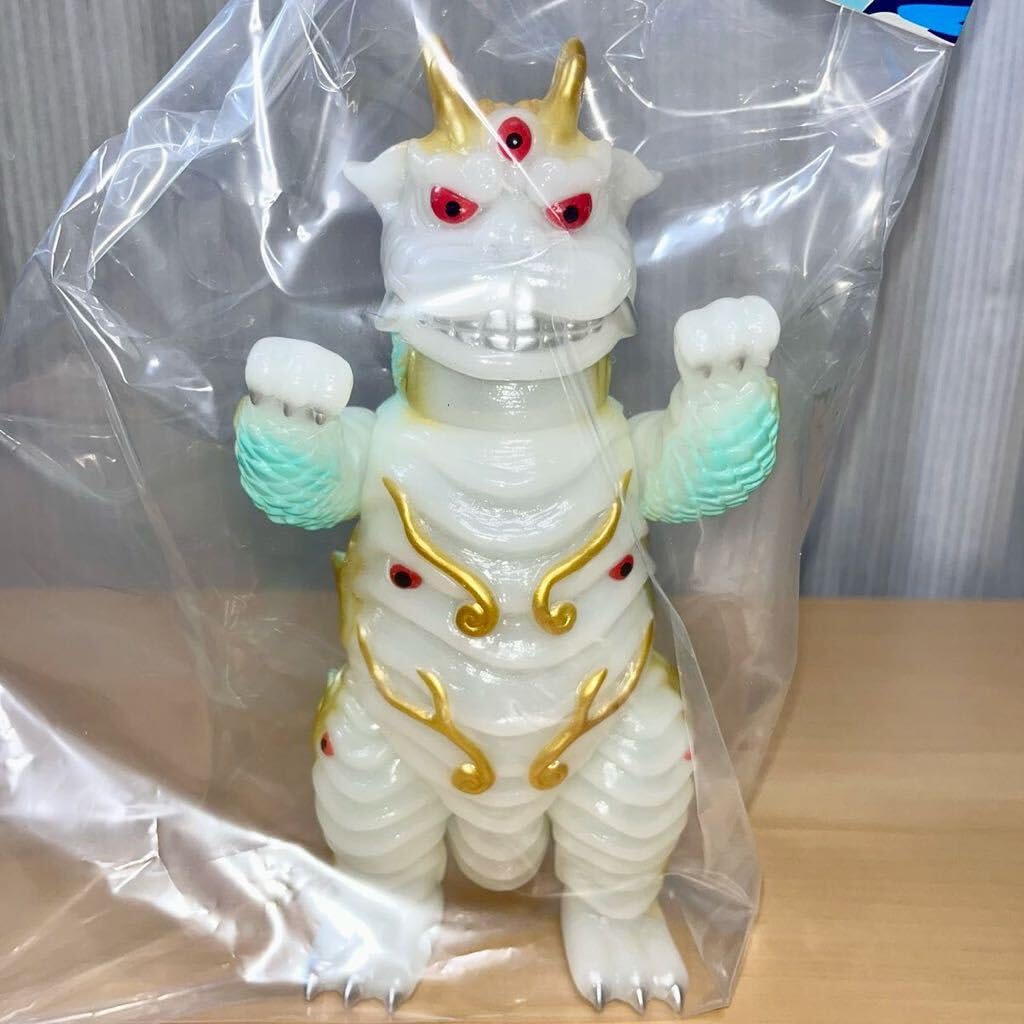 Sunguts サンガッツ本舗 ソフビコレクション 3体セット ゼットン ソフビ サンガッツ本舗 - メルカリ