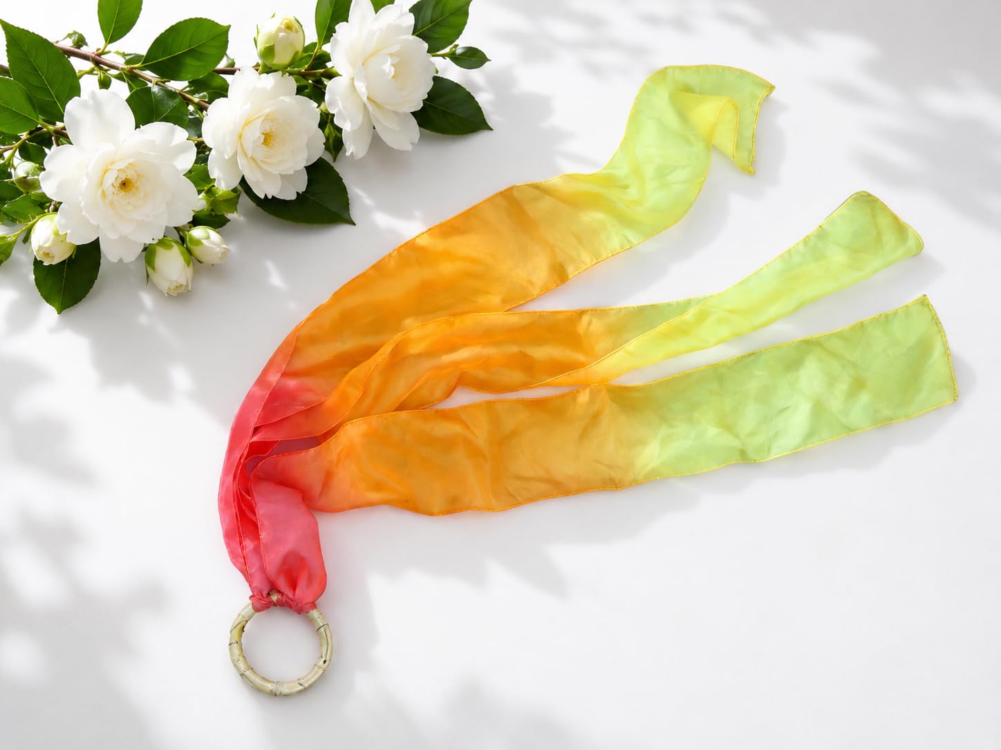 Winged Sirenny Corredores de Cometas de Seda (Juego de 2) – Cinta de Seda Fluida con Anillos de Bambú para Baile, Decoración o Artes de Movimiento (fuego)