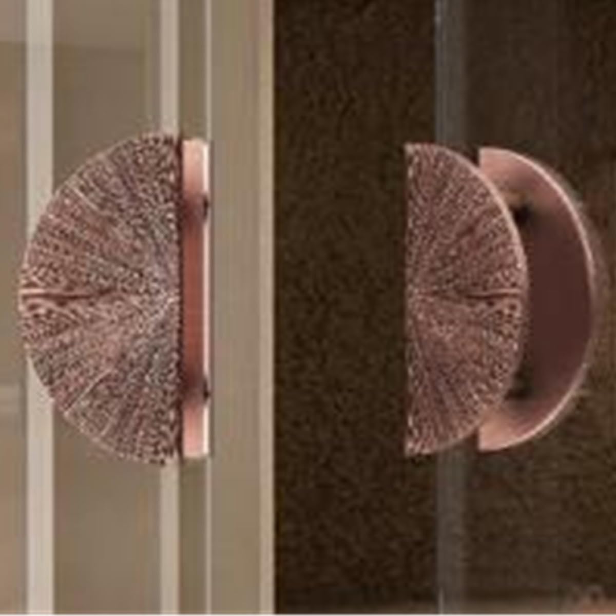 Poignées de porte en demi-lune double face pour sécuriser et sublimer vos portes en verre