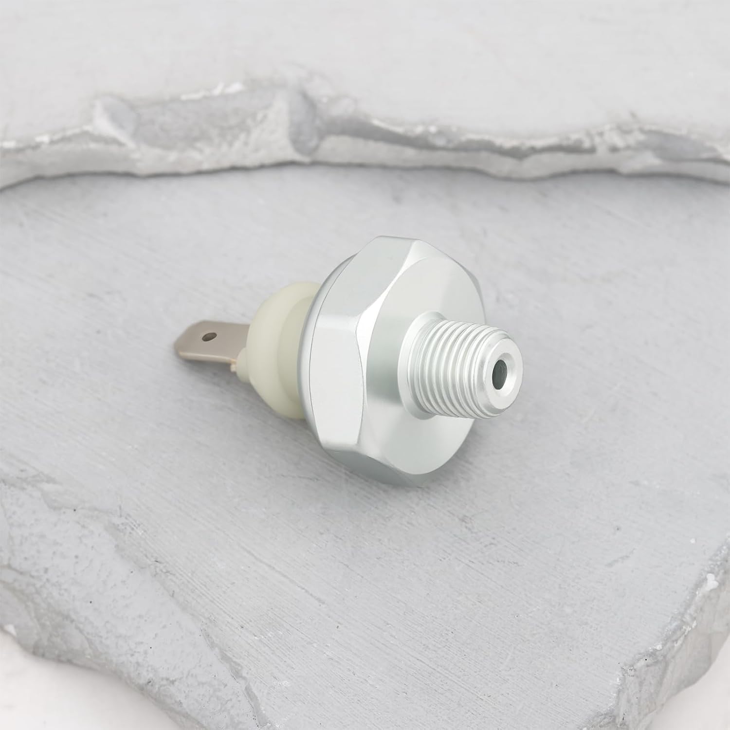 ECSiNG M10x1MM Tractor Oil Pressure Switch 717576 R Compatible with McCormick D320 322 324