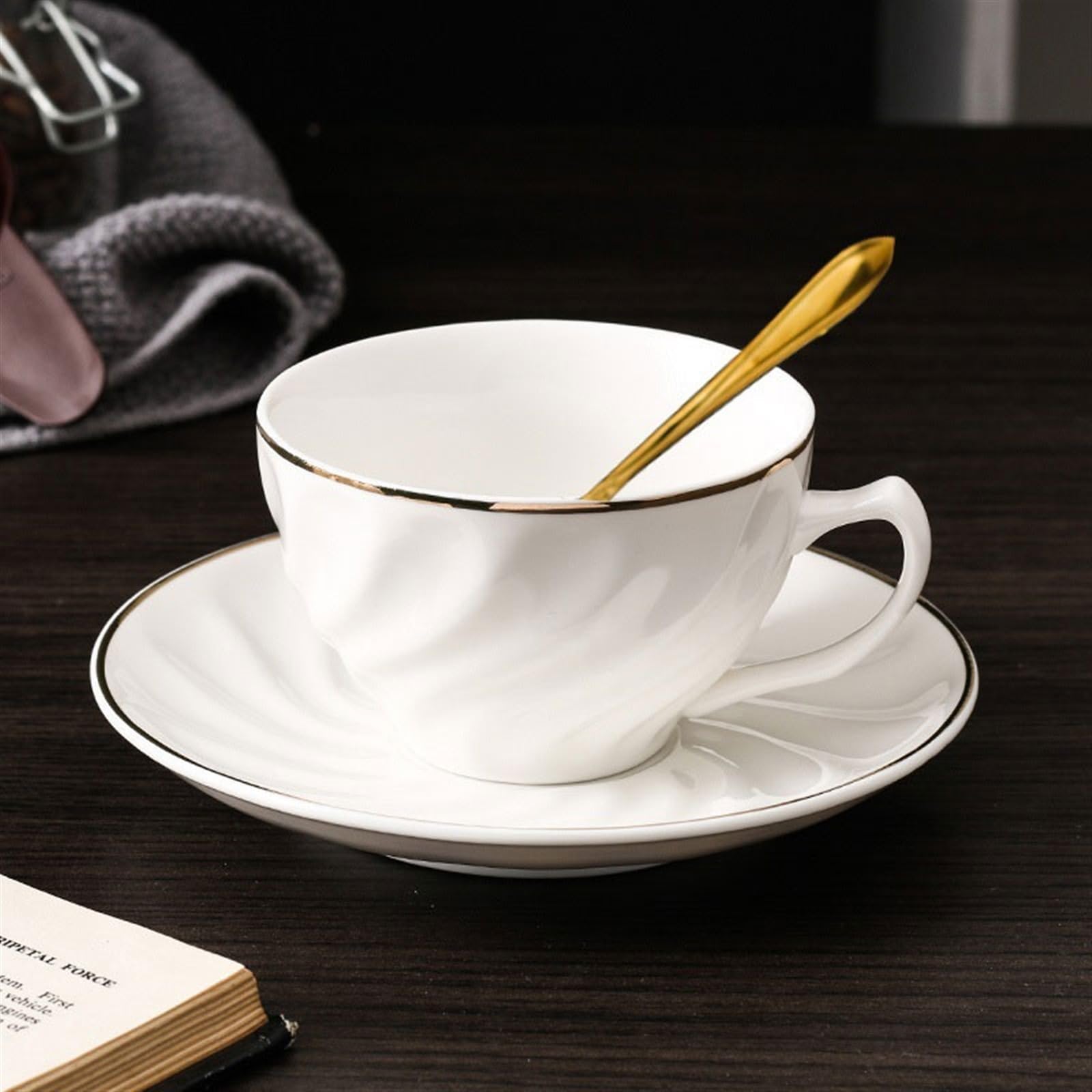 Kubek do kawy Angielskie lekkie luksusowe ceramiczne filiżanki do kawy domowa popołudniowa herbata filiżanki do herbaty kwiatowej zestaw łyżek i spodków Filiżanka do herbaty