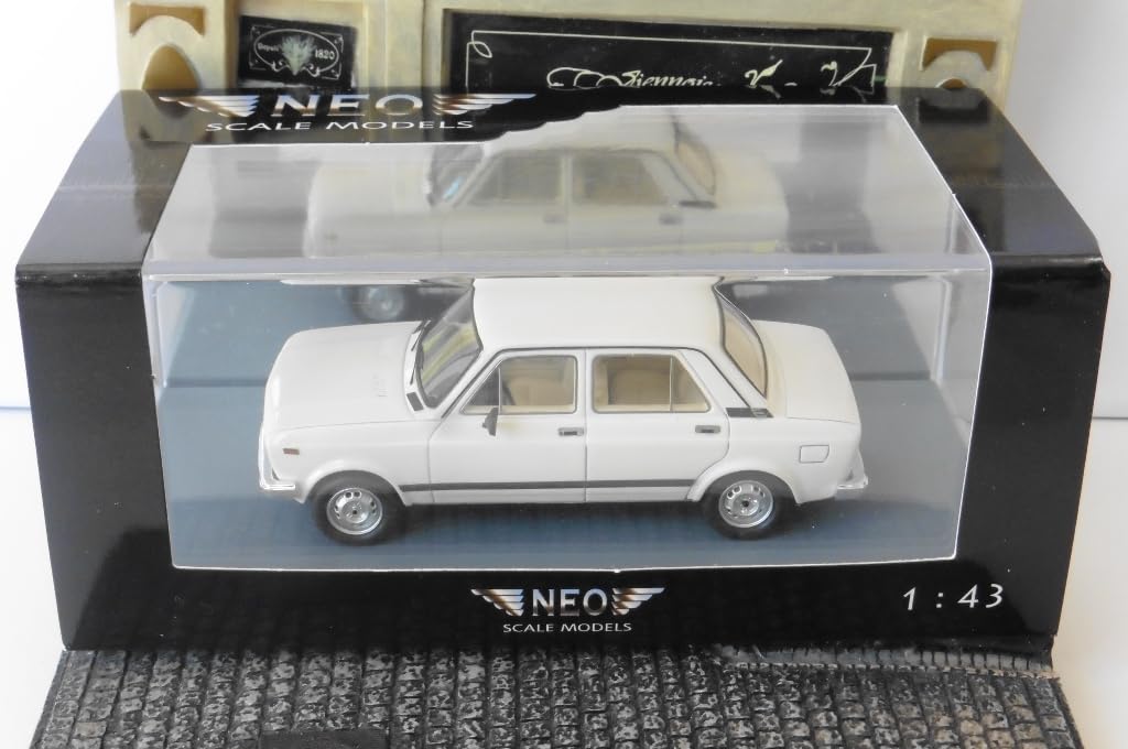 Fiat 128 CL, blanche, Maradona, 1982, voiture miniature, Miniature