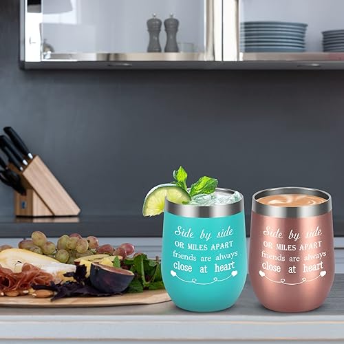 Miniatura 9 de Vaso de vino de amigos con leyenda side by side o miles apart friends are always close at heart para amigos de larga distancia, vaso de vino aislado