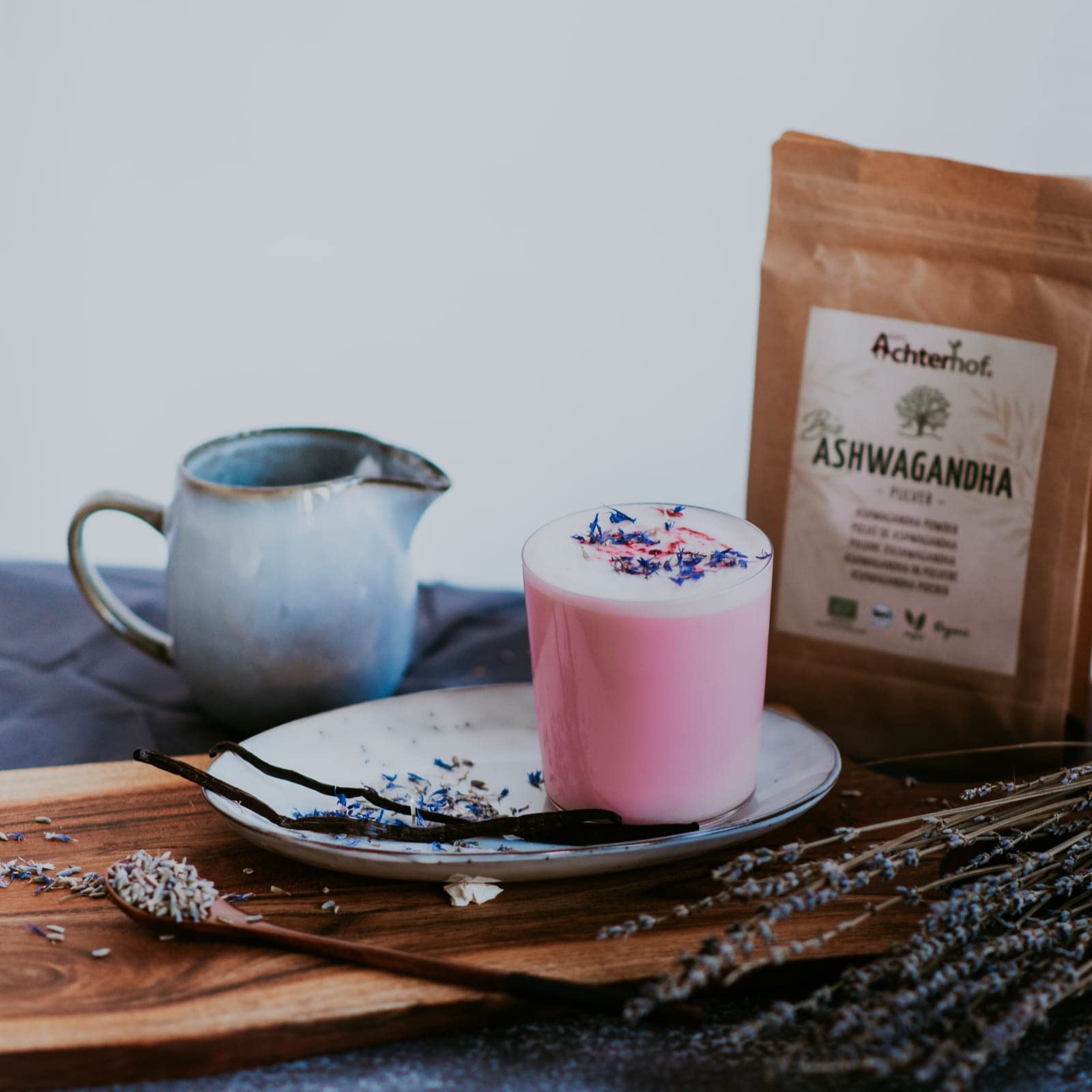 Ashwagandha poudre Bio 500g | véritable racine d'ashwagandha moulue d'Inde | ginseng indien | Ayurveda | idéal pour ajouter aux smoothies, jus et lait doré | vom Achterhof