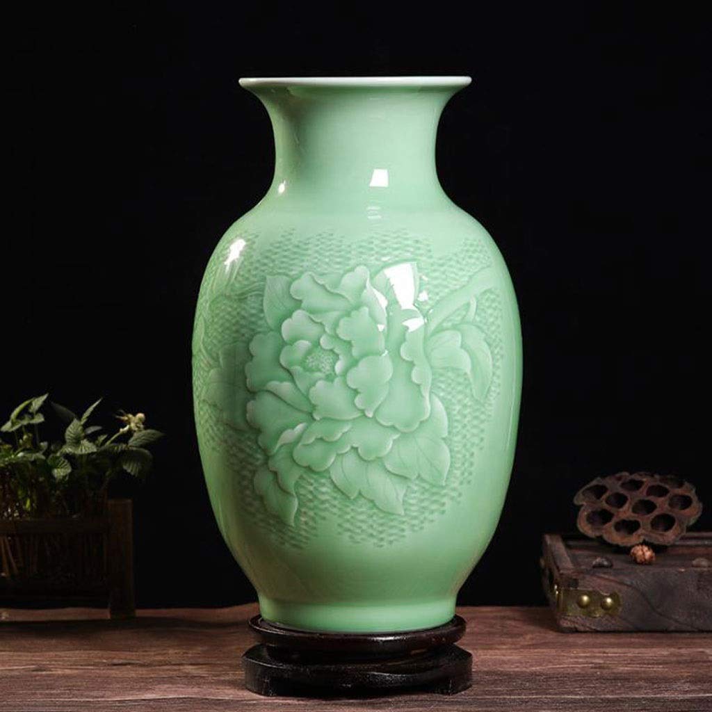 Vase en céramique céladon pour sublimer votre décoration de salon moderne