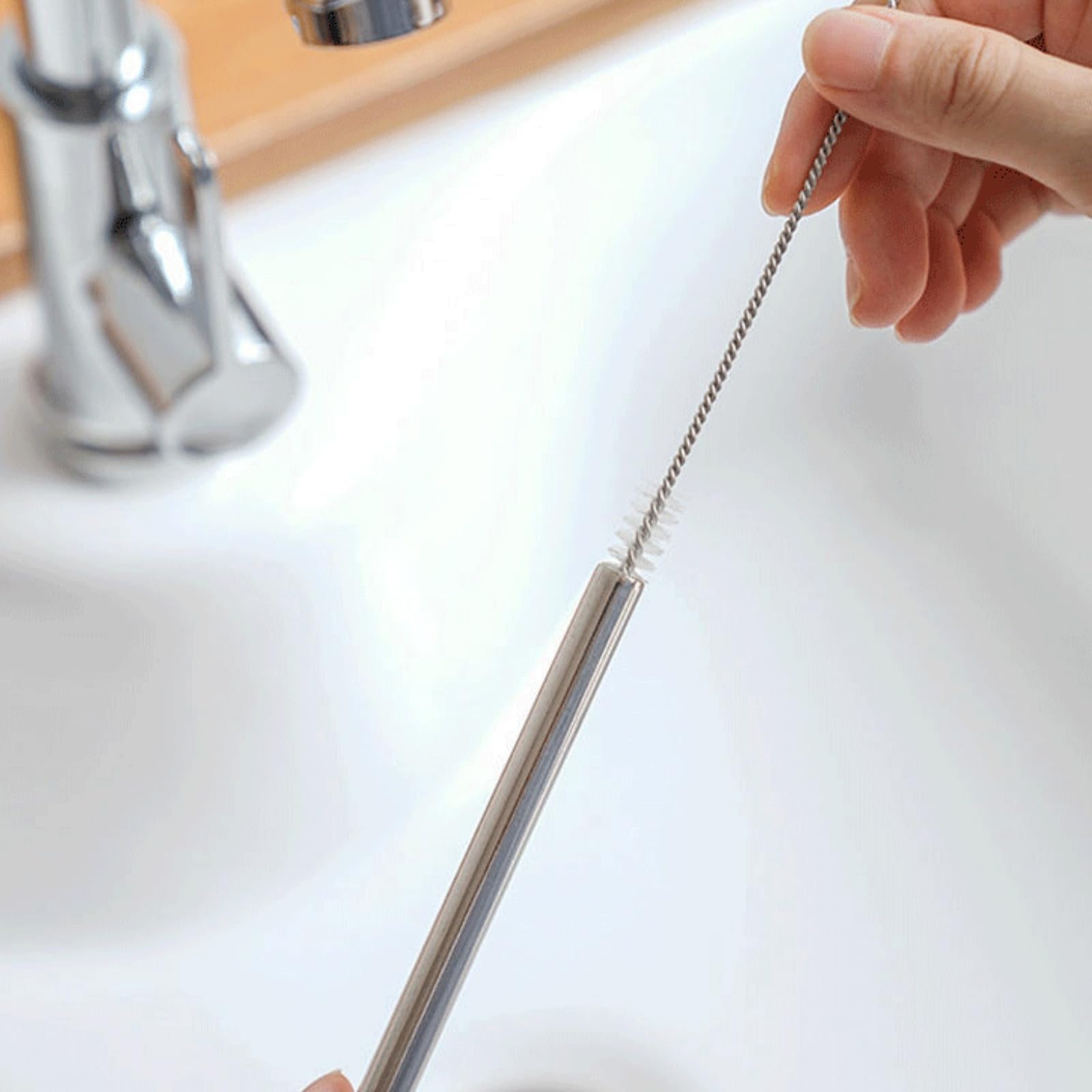 Ersatz-Trinkhalm, kompatibel mit Owala-Wasserflasche, 680 ml, 907 ml, Metall-Trinkhalm mit Reinigungsbürste, kompatibel mit Owala FreeSip 680 ml / 907 ml, Edelstahl-Trinkhalm-Zubehör, passend für