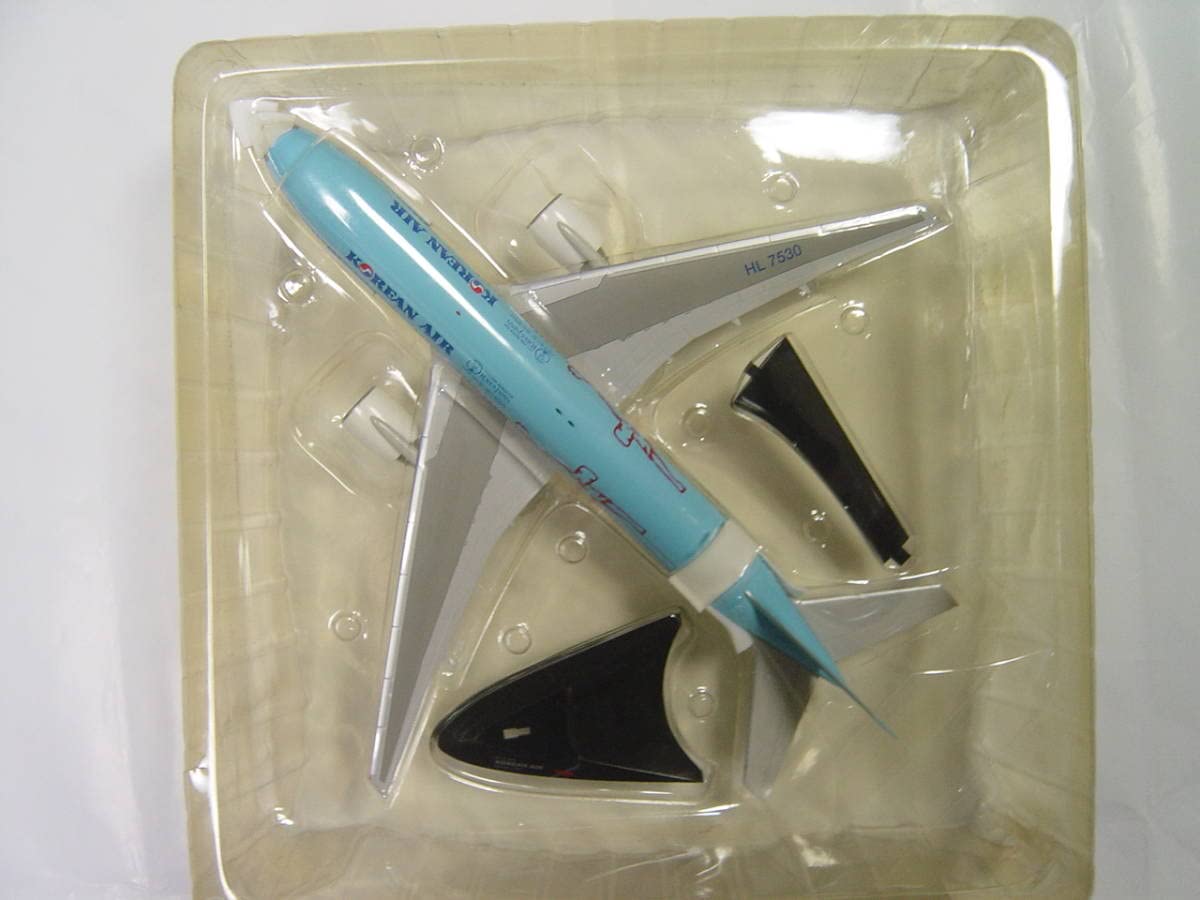1/200 Korean Air B777-200航空機モデル (ヘルパ製) 1/200 Korean Air B777-200航空機モデル (ヘルパ製) 1/200
