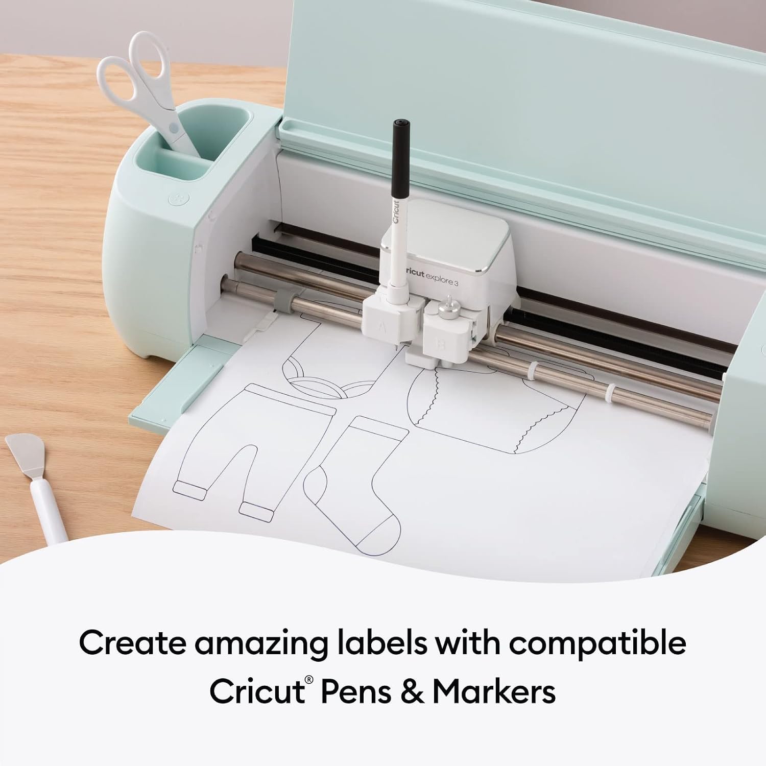 Cricut Smart Label Writable Vinyl – Permanent, 3 ft Roll (13'x36'), White