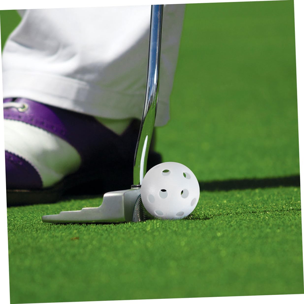Cabilock 100pcs Golf Practice Balls Plastic Hollow Lightweight Training Golf Balls for Indoor Outdoor Use and Playground Training