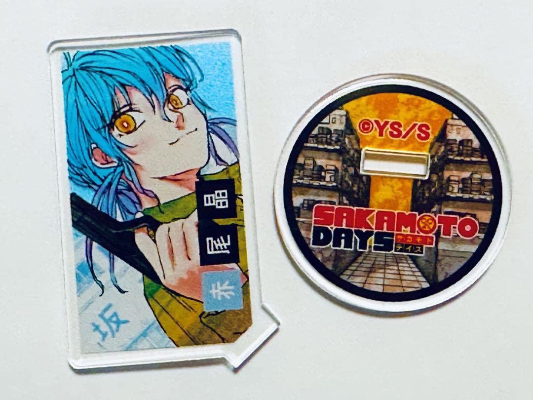 Amazon.co.jp: サカモトデイズ アクリルスタンド 赤尾晶 : おもちゃ