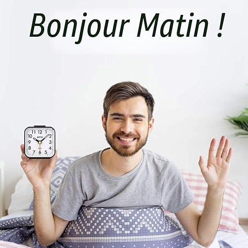 Azyh Réveil analogique, Silencieux, sans tic-tac, avec lumière, répétition, Fonctionne avec Piles, Alarme Forte, Lumineux, Horloge Portable, Petite Horloge de Voyage silencieuse pour dormeur Profond - 6
