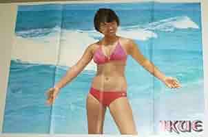 即購入可 送料込 山口百恵＆榊原郁恵 グラビア切り抜き Yahoo!オークション - 105.5×37㎝ 昭和55年 水着 山口百恵/榊原
