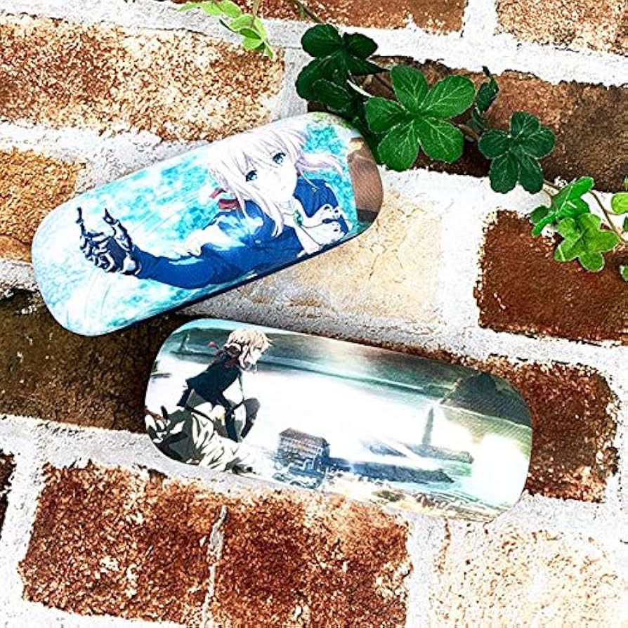 ヴァイオレットエヴァーガーデン メガネケース メガネ拭き付き Amazon.co.jp: 劇場版 ヴァイオレット・エヴァーガーデン メガネ