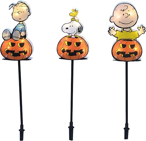 ProductWorks Marcadores de camino de calabaza de personajes de cacahuetes planos de 22 pulgadas con luces LED preiluminadas de 3 piezas