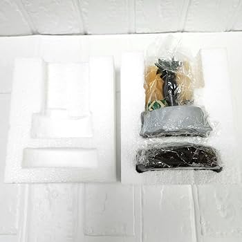 Amazon.co.jp: 猫の恩返し バロン リアルファンタジー ライト 置物