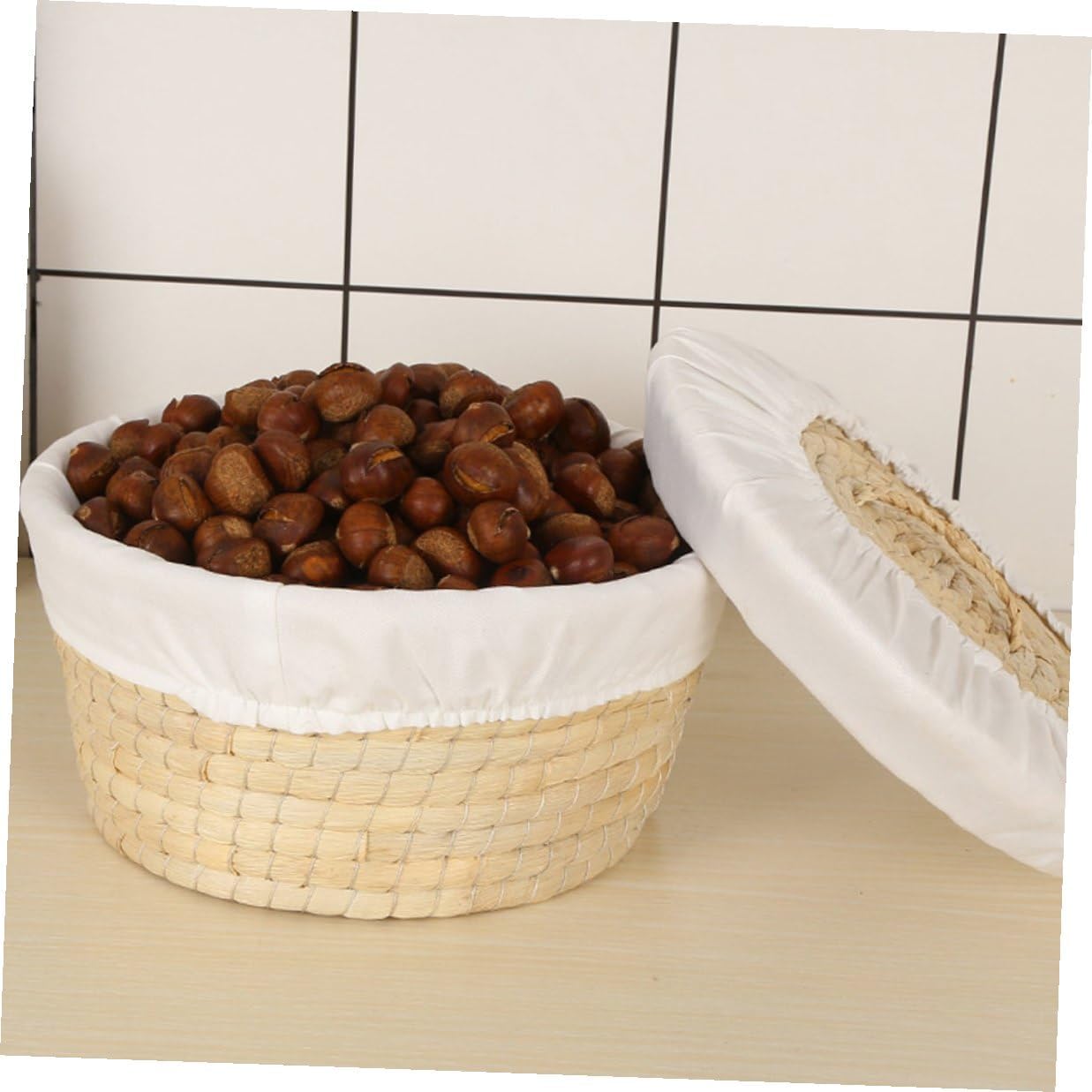 Woven Corn Husk Bread Basket with Lid, 30cm X 16cm round Knit Storage Basket for 8-10 Steamed Buns and Eggs, Insulated Kitchen Organizer for Countertop Use