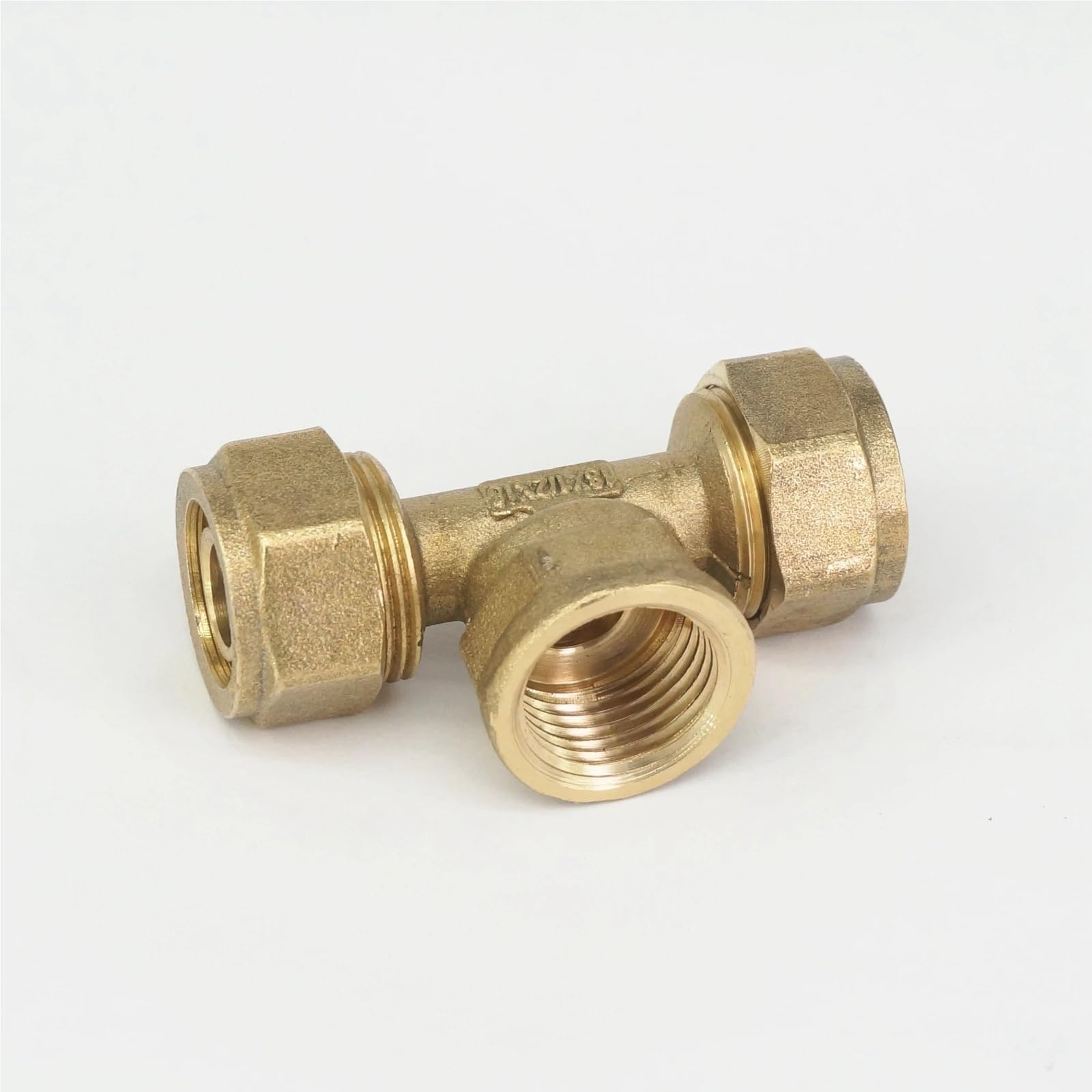 Raccordo A T In Ottone Raccordo in ottone a 3 vie a T