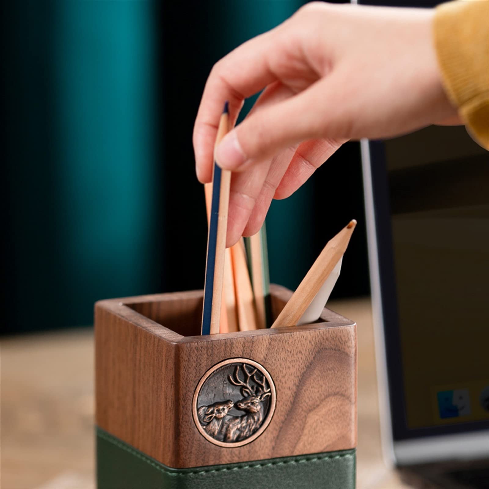 Stifthalter für den Schreibtisch, Stiftehalter aus schwarzem Walnussholz, PU-Leder, 7,9 x, 10, cm, Schreibwaren-Organizer