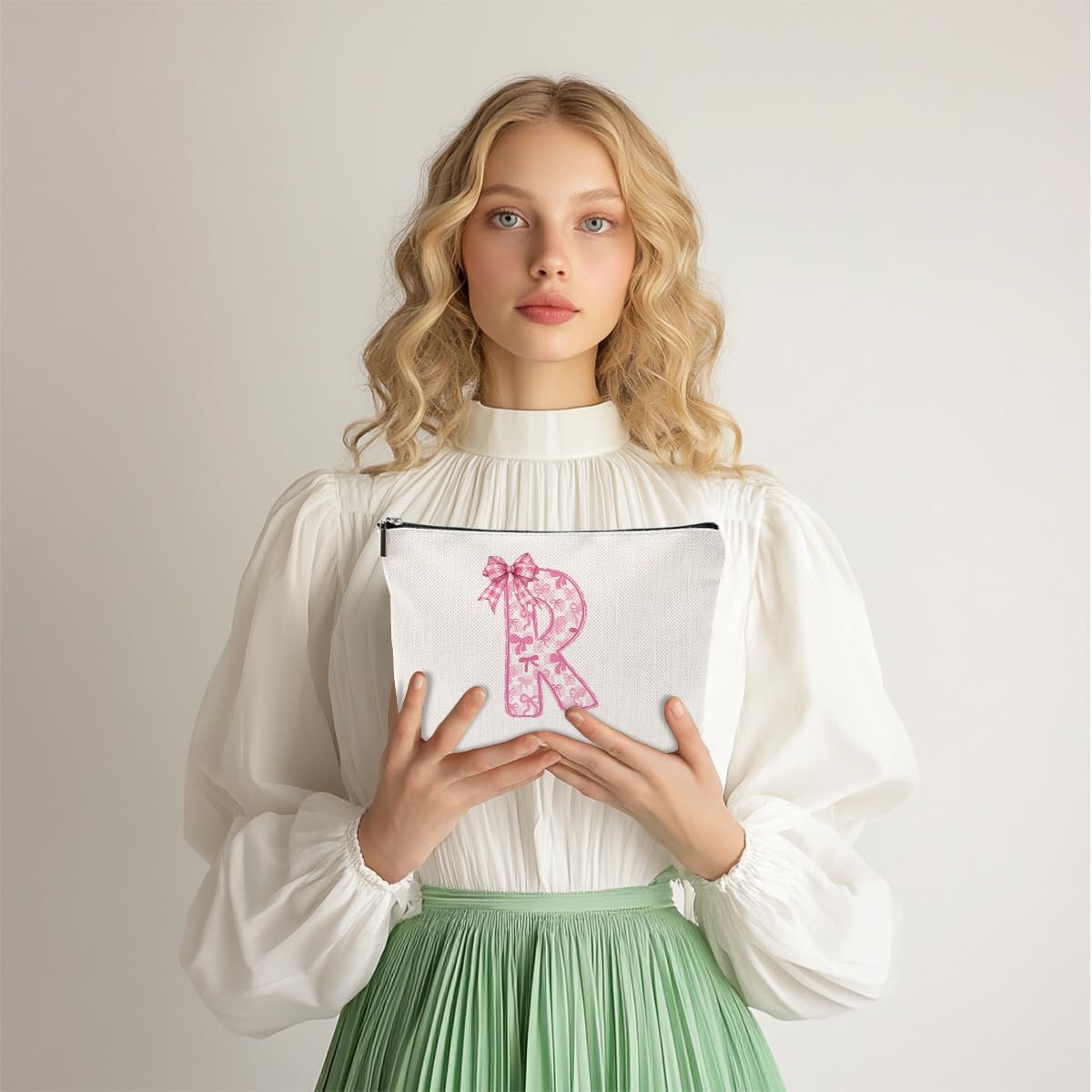 Pink Bow R, Alphabet Makeup Bag for Women, Washable Travel Organizer Toiletry Cosmetic Bag, Coquette Bow Letter Pattern Large Capacity Makeup Pouch with Zipper, Christmas Gifts for Women - Image 4
