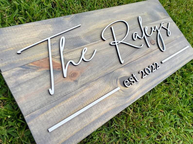Miniatura 3 de Personzalized 3D Style Effect Wood Sign for Easy Customization and Family Name Wedding Gift (White Text - Gray Stain)
