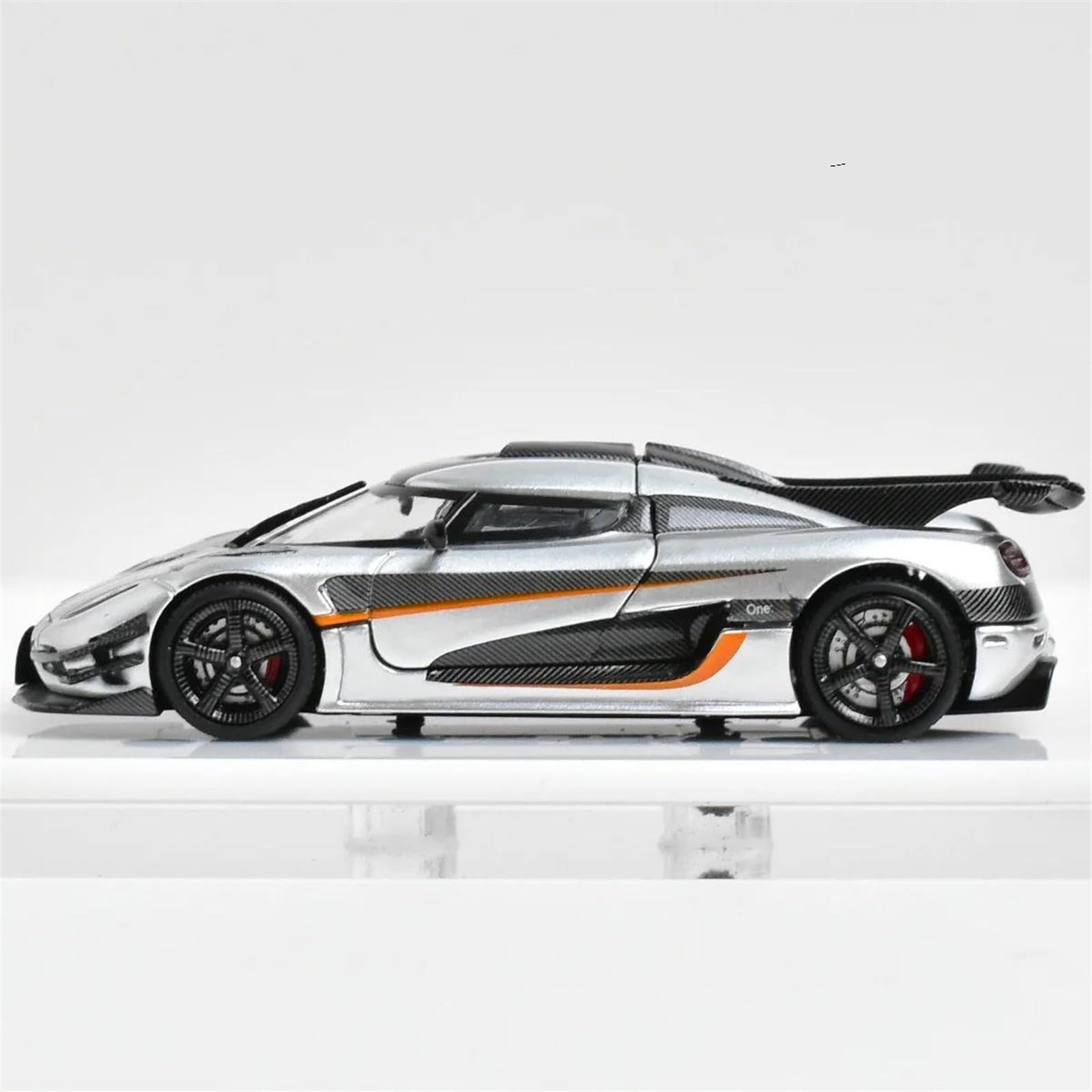 Metallo Scala Replica 1 64 Koenigsegg One1 Diecast Moldel Car Per Regali Da Collezione E Esposizione(White)