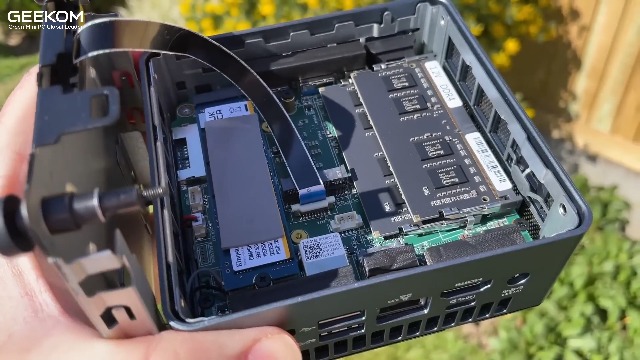 GEEKOM Mini IT13/Core i9-13900H/送料込み 最速クラス。GEEKOM「MINI IT13」はCore i9-13900Hモデルが用意
