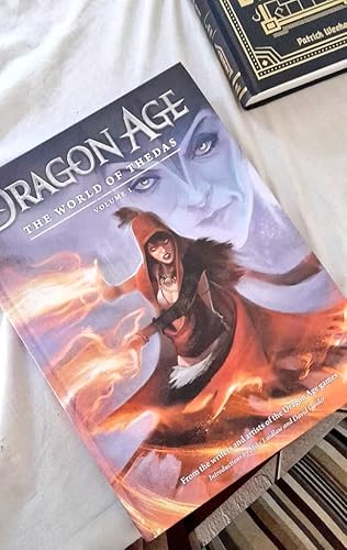 Dragon Age: The World of Thedas Volume 1: Amazon.co.uk: Gaider