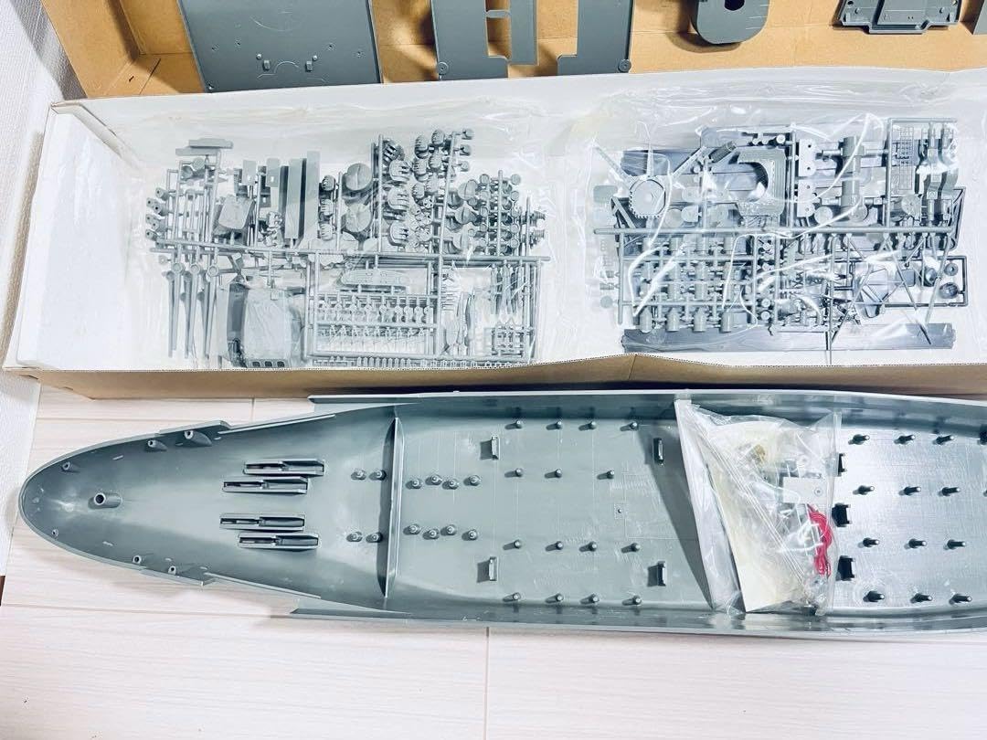 Amazon | 未組立童友社 1/250 戦艦大和 パーツ完備 | プラモデル 通販