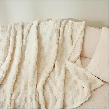 Super Soft Flannel Fleece Throw Blanket, Warm Cozy Blanket for Sofa, Lightweight Bed Throw All Season Use for Couch, Bed, Camping, Travel Beige, 150 * 200cm