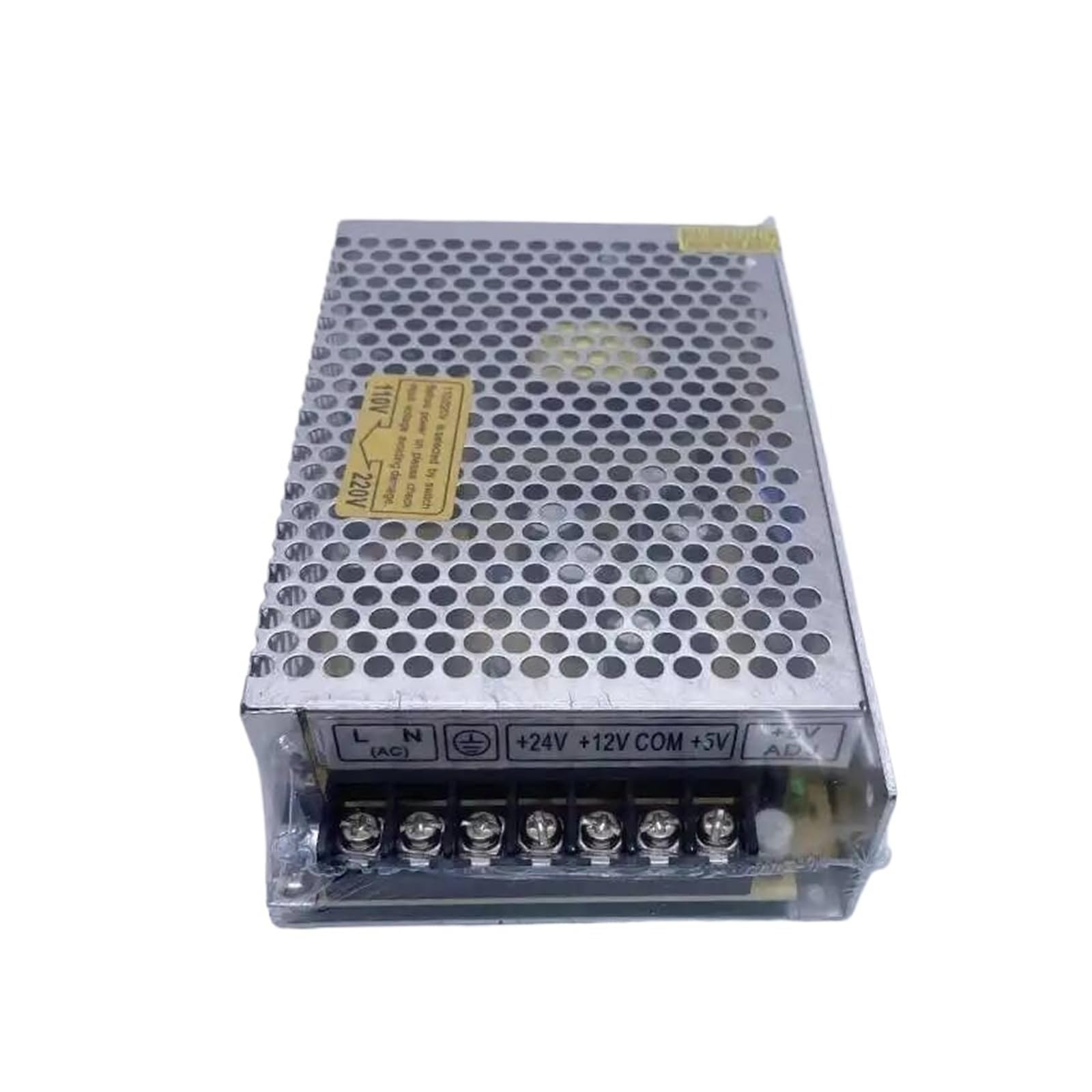 Alimentatore con interruttore a tripla uscita da 50 W. Protezione da 50 W