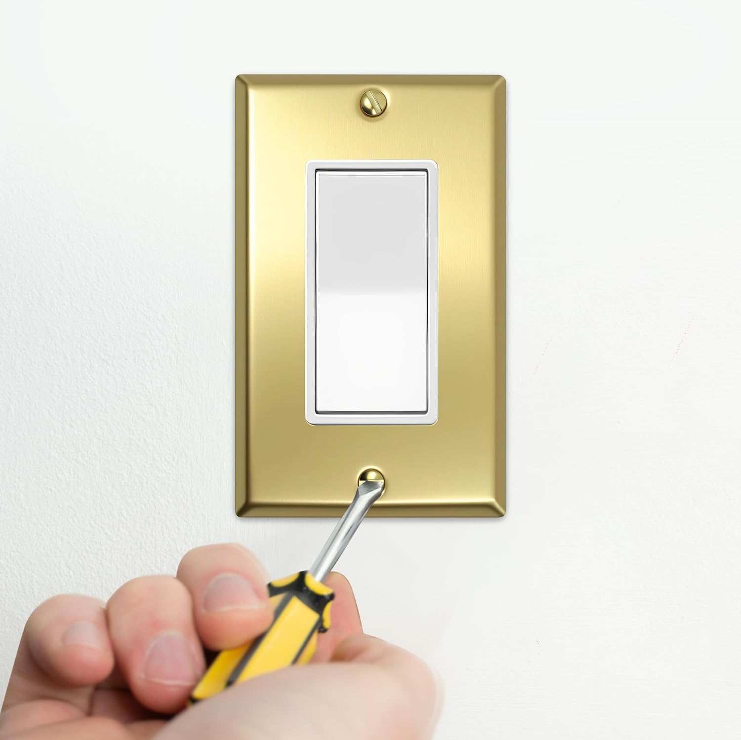Decorator Light Switch Cover Plate, Receptacle Outlet Cover Wall Plate, 1-Gang Standard Size Metal Brass Switch Plate Covers 4.50" x 2.76" Switch Plates and Outlet Covers-1 Pack