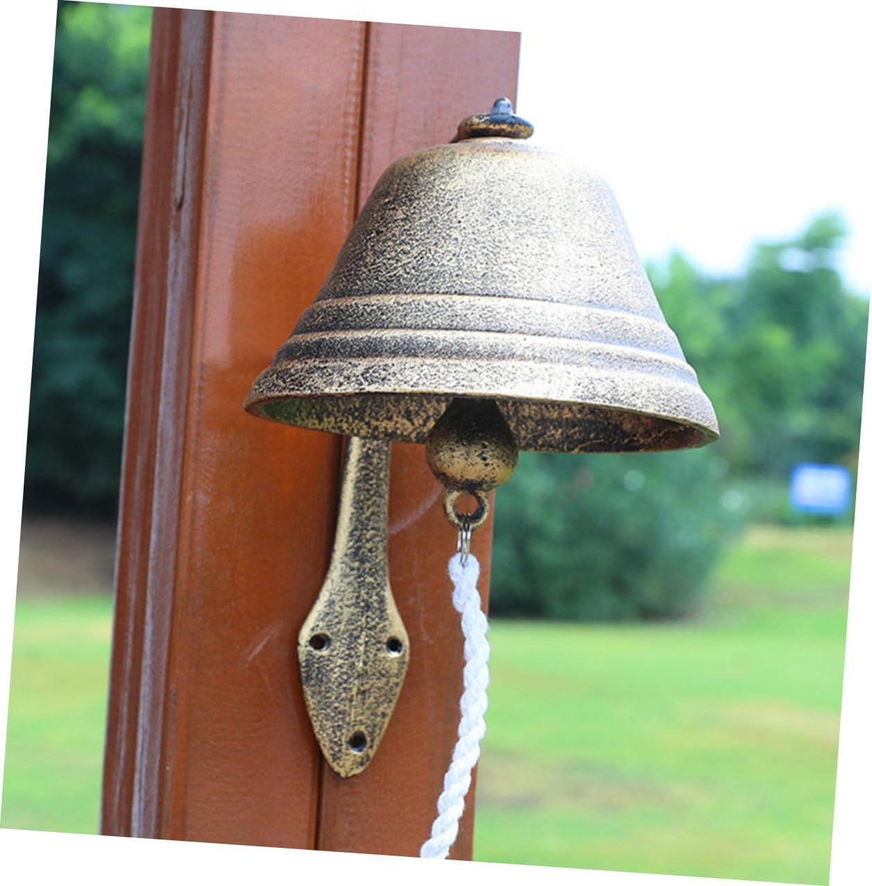 Large Retro Cast Iron Doorbell Wall Mounted European Style Dinner Bell with Hand Crank for Home and Café Decorative Hanging Pendant