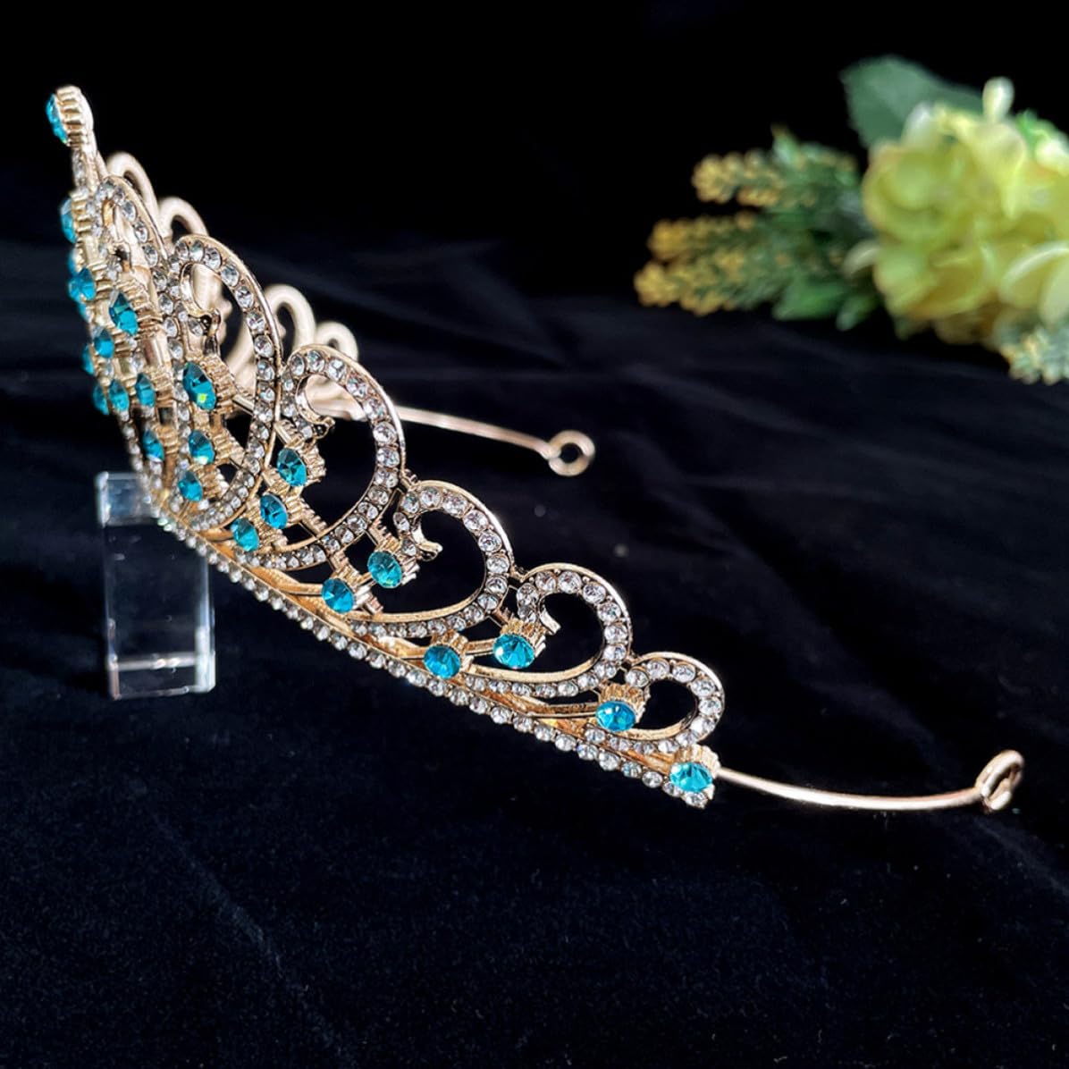 PATKAW Elegant Baroque Style Bridal Tiara Wedding Crown for Women Made of Zinc Alloy and Rhinestones, Glittering and Stunning Headdress Not Easy to Crack or Fade, for Weddings and Evening