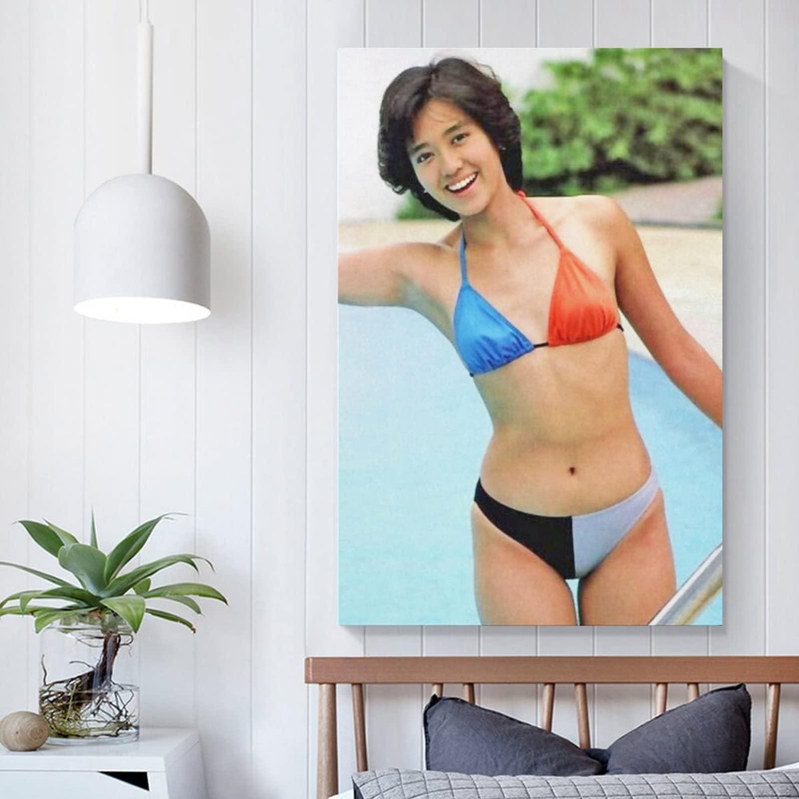 ビキニ姿の女性ポスター Amazon.co.jp: 泉里香女優アイドル女神セクシー水着写真ポスター