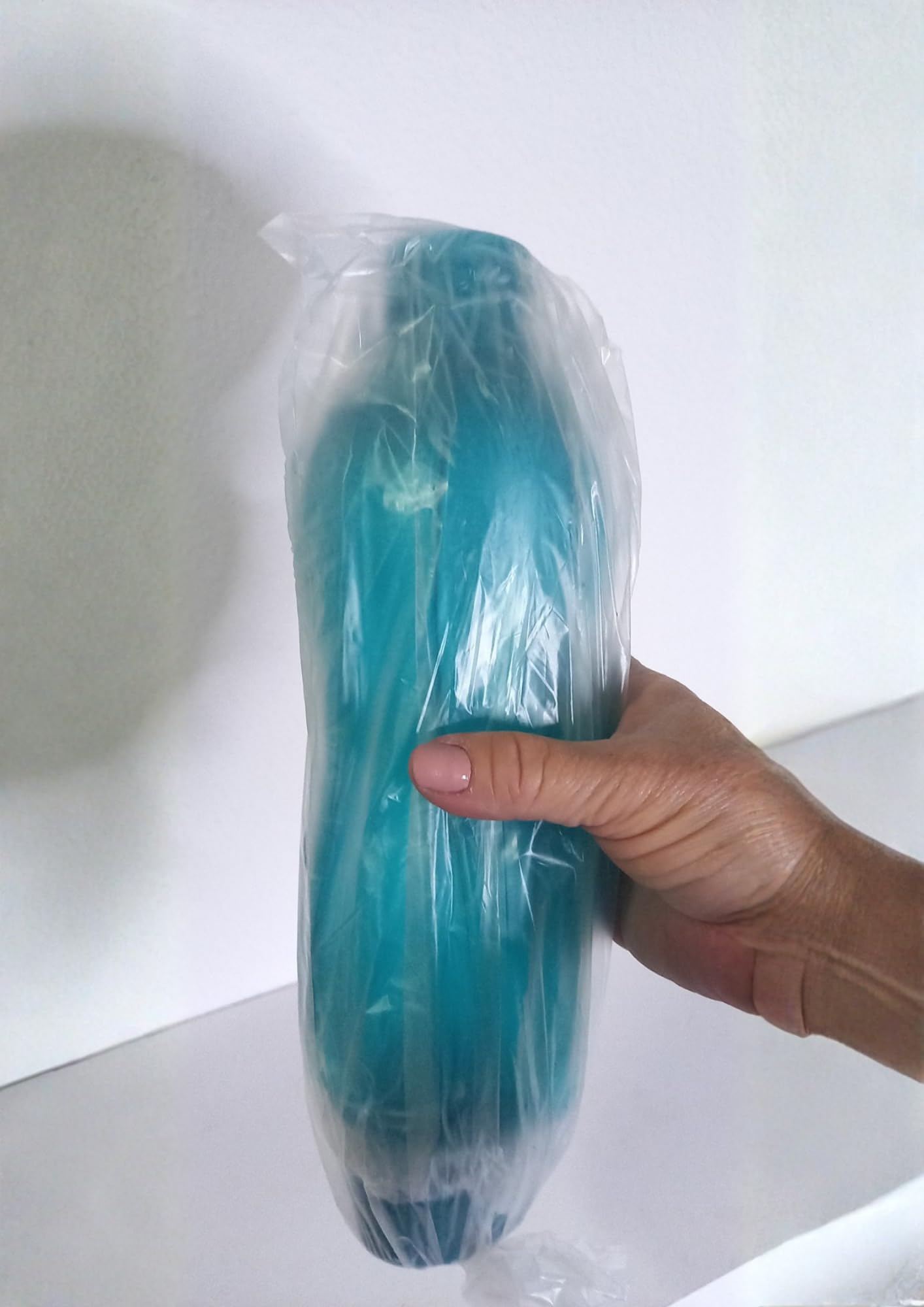Tupperware Eco Bottle - Bottiglia sportiva in plastica senza BPA, forma ergonomica, coperchio con chiusura ermetica, riutilizzabile