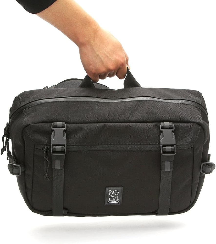Amazon.com: Chrome Industries Kadet Max Messenger Bag
