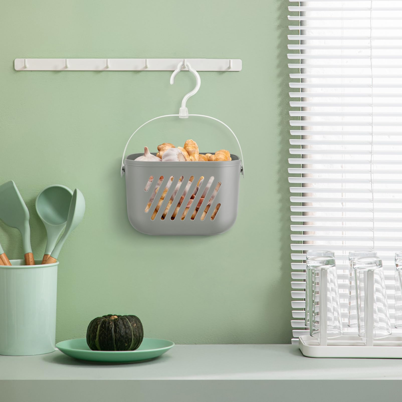 Gatuida Cestino portaoggetti in plastica con gancio, organizer da appendere per doccia e cucina, 21 x 14 x 13 cm