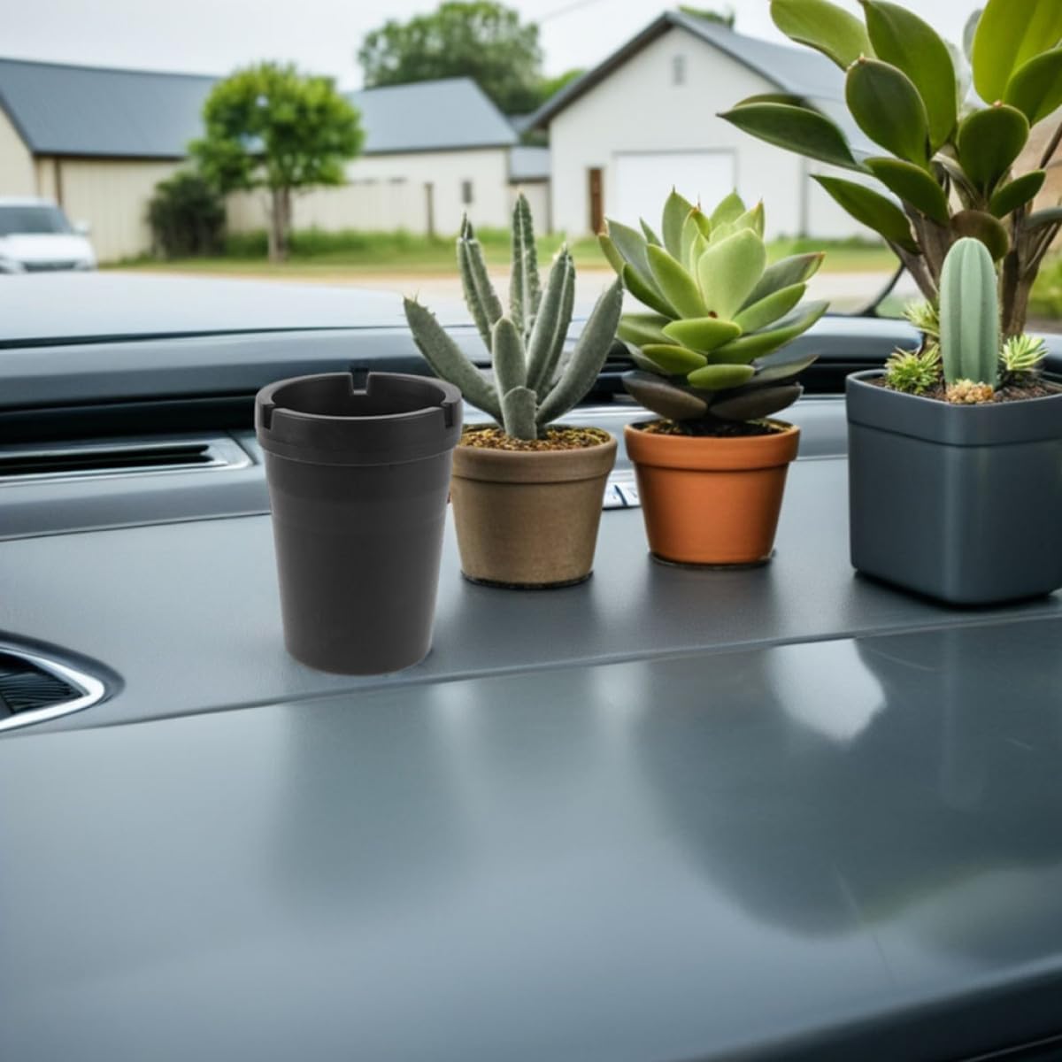 Portable Car Ashtray 4pcs Set, Compact Plastic Cigarette Ash Holder for Vehicle, Office, Outdoor Use, Car Cigar Ashtray with Lid for Travel and Camping