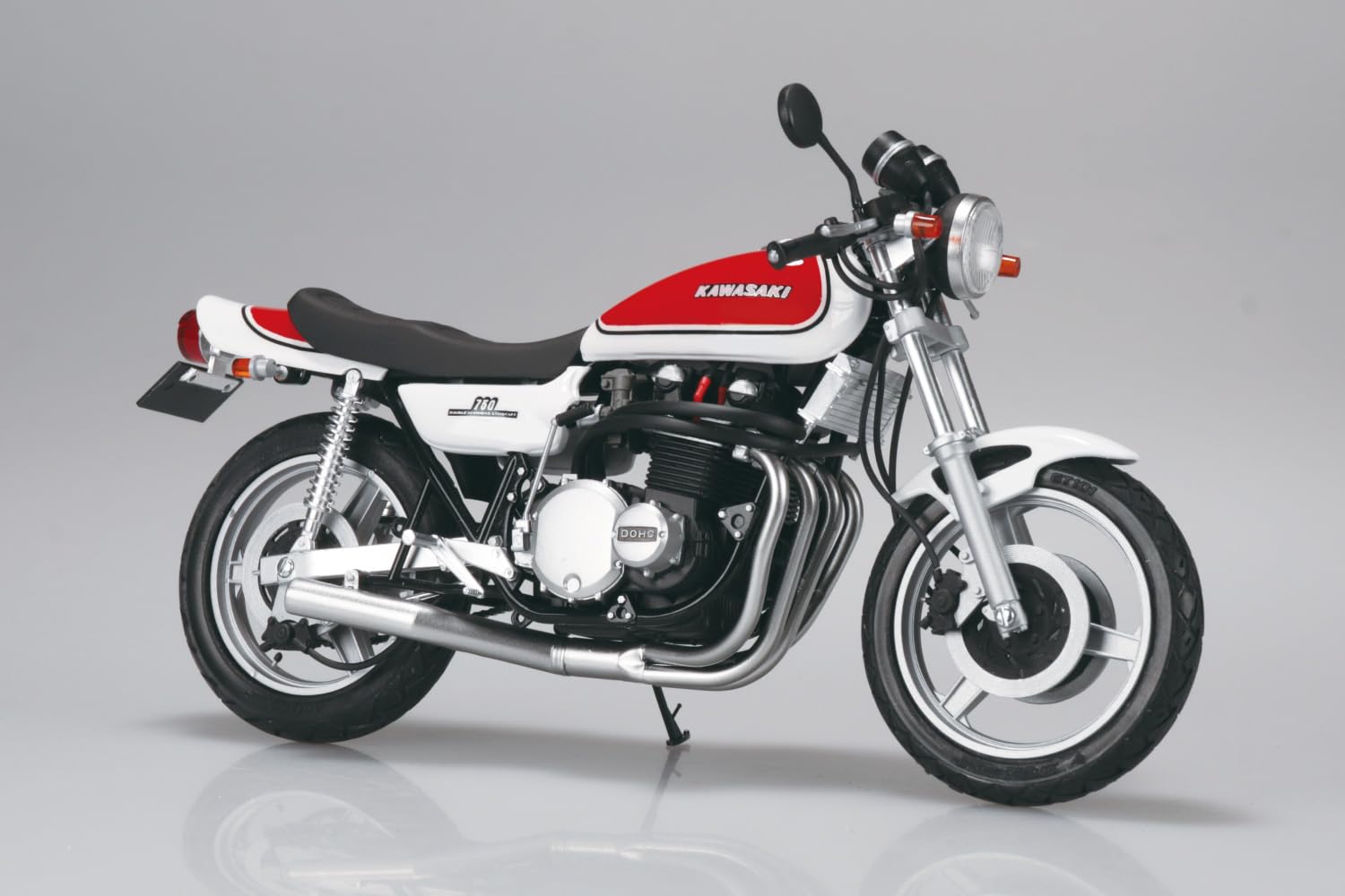 や*す様 【未組立】特攻の拓 KAWASAKI ZII 1/12 プラモデル ※ 1/12 塗装済み完成品 ダイキャストモーターサイクル 2023