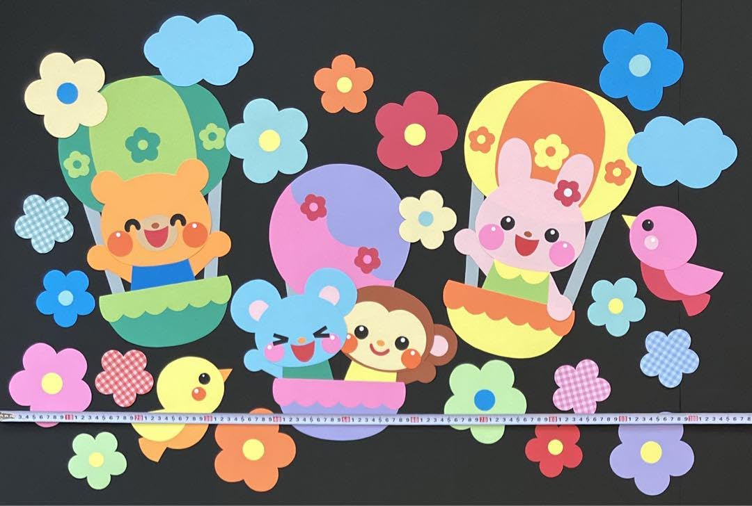 Amazon.co.jp: 在庫1点壁面飾り「気球に乗って♪①」8月 9月