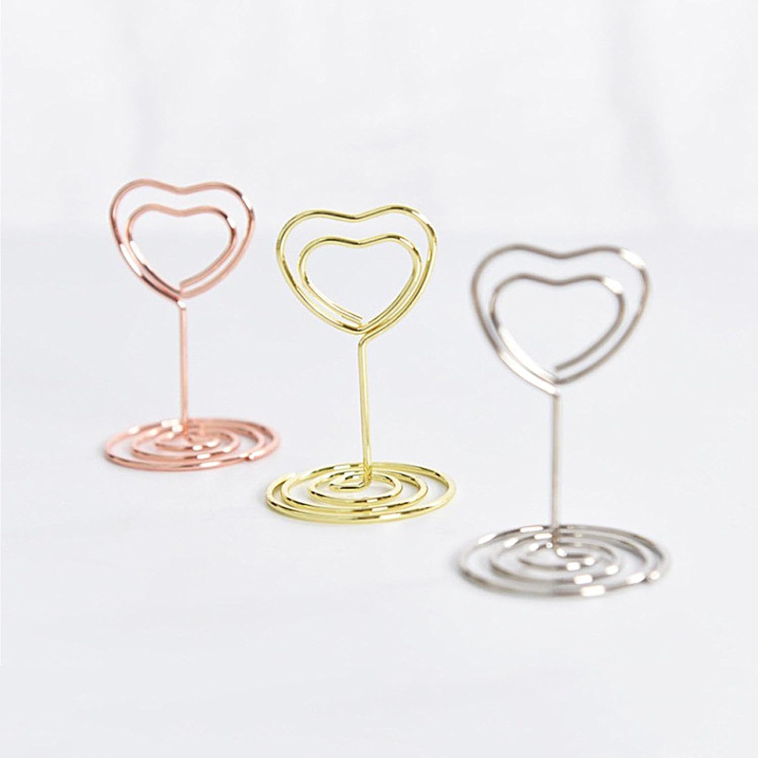 Heart Shaped Place Card Holder 20-Pack, Stainless Steel Photo Stand with Circular Base, Fit for Menu Cards and Name Labels, Elegant Table Decor, Gold