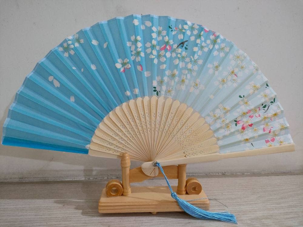 NZPOST Folding Fan Handheld, 2Pcs Folding Bamboo Fans Aesthetic Cherry Blossoms Blue Silk Fans With Tassel Handmade Japanese Chinese Fan