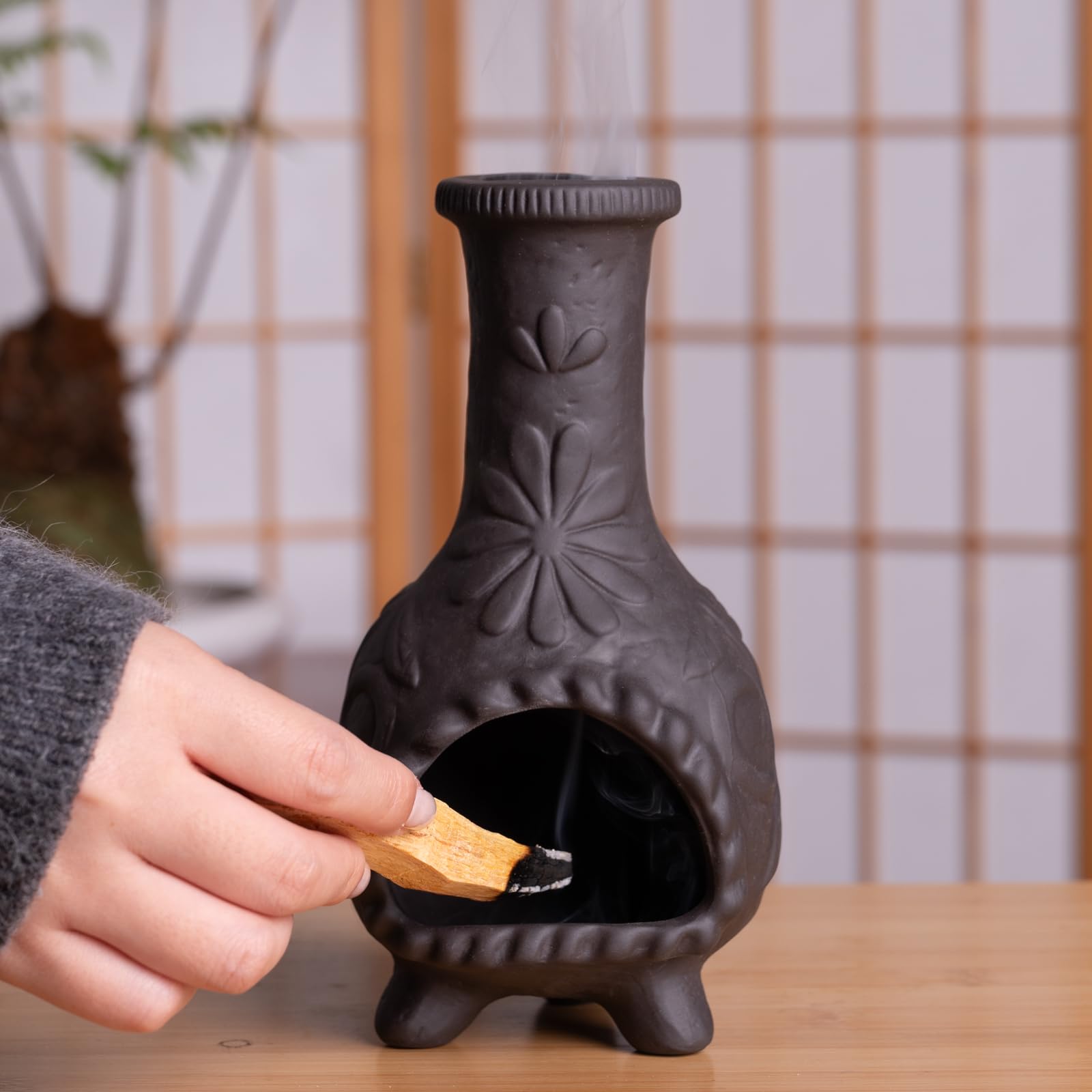 MOUGIGI Elegante soporte de palo santo negro hecho a mano, quemador de cono de incienso y palo con chimenea para salvia, aromaterapia, yoga, meditación y decoración del hogar, regalo único para amigos