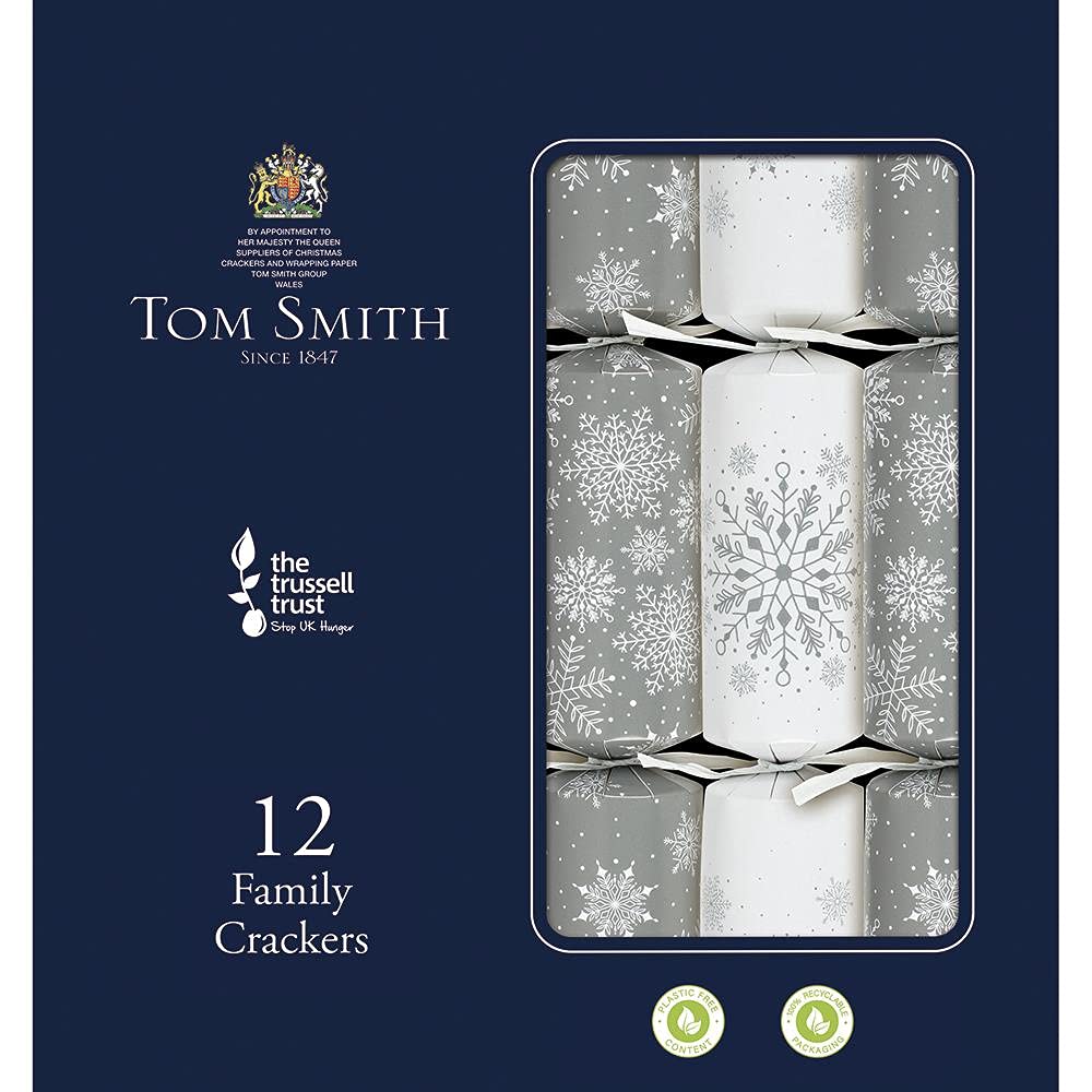 The Design Group Tom Smith 12 Luxury Family Crackers Silver & White Snowflake 12"