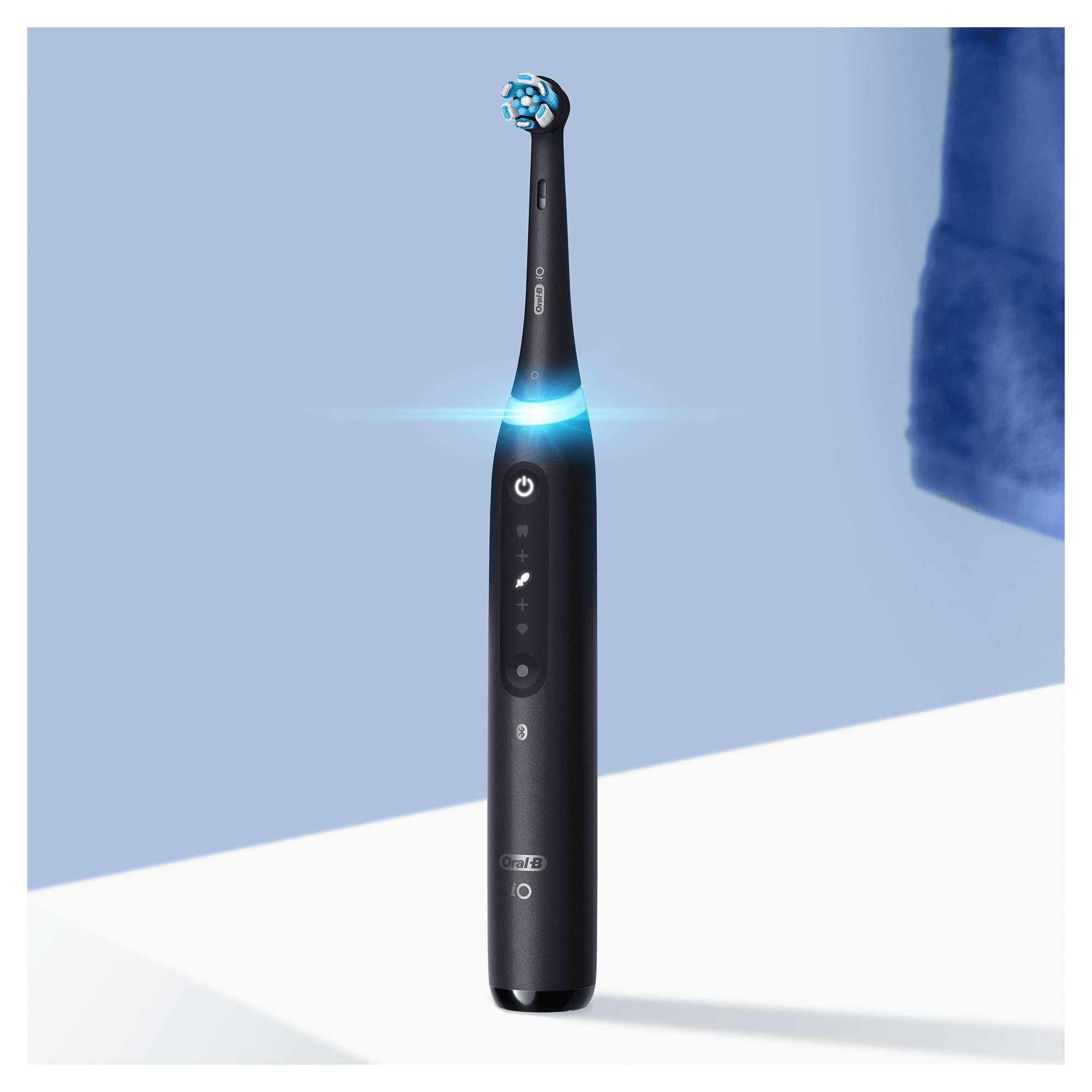 Oral-B iO 5N Elektrische Zahnbürste, Schwarz, Bluetooth, 1 Bürste, 1 Reiseetui
